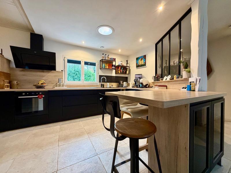 Maison - 162 m² - 7 pièces