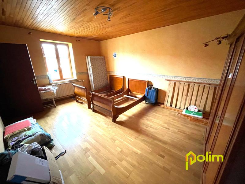 Maison - 370 m² - 7 pièces