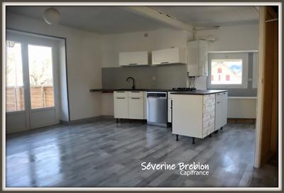 Maison de village - 67 m² - 4 pièces