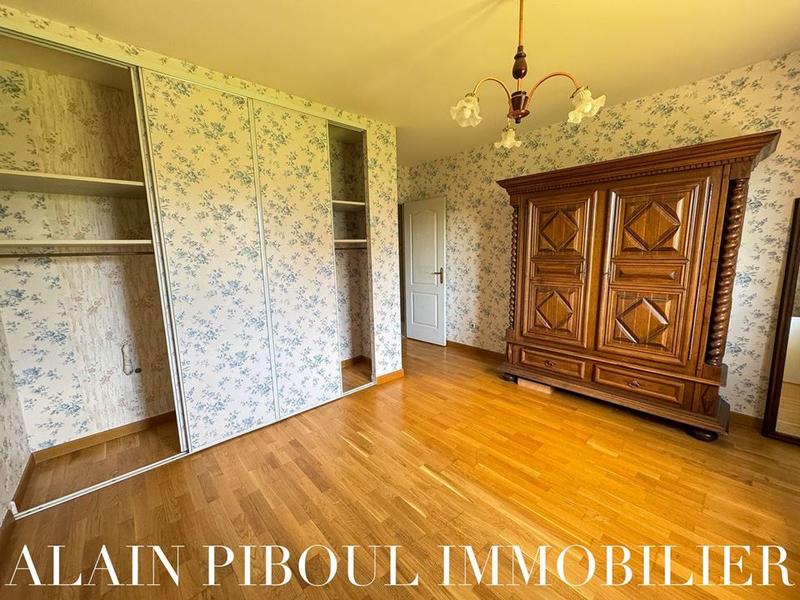 Maison traditionnelle - 107 m² - 4 pièces