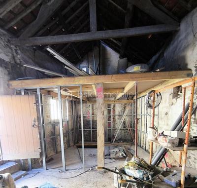 Grange - 45 m² - 1 pièce