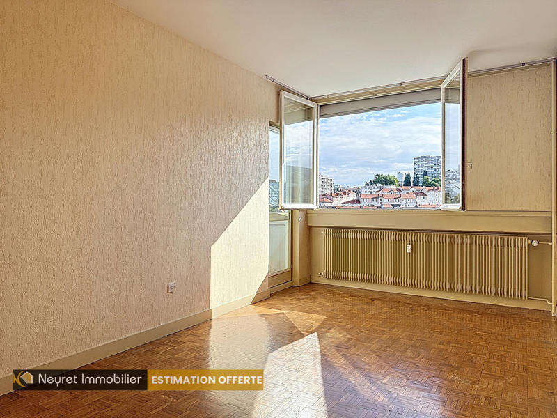 Appartement - 95 m² - 4 pièces