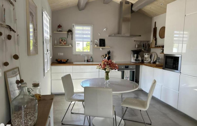 Maison - 163 m² - 6 pièces