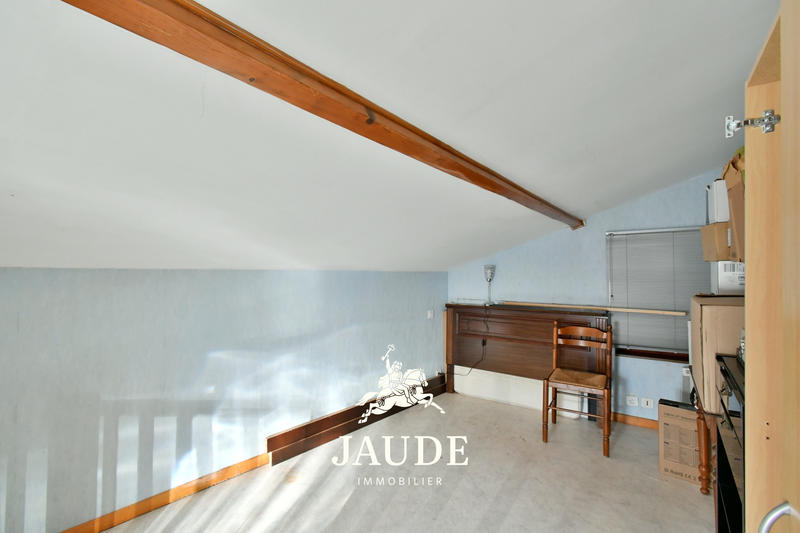 Maison - 85 m² - 5 pièces