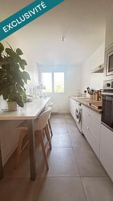 Appartement - 80 m² - 4 pièces