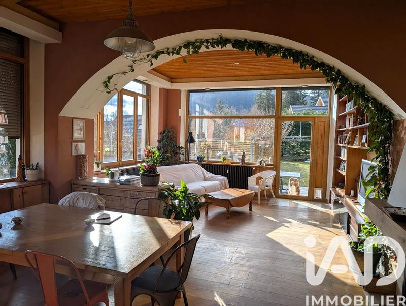 Appartement - 89 m² - 3 pièces