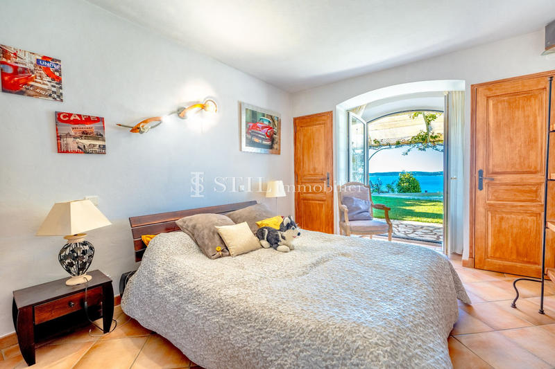 Villa - 203 m² - 7 pièces