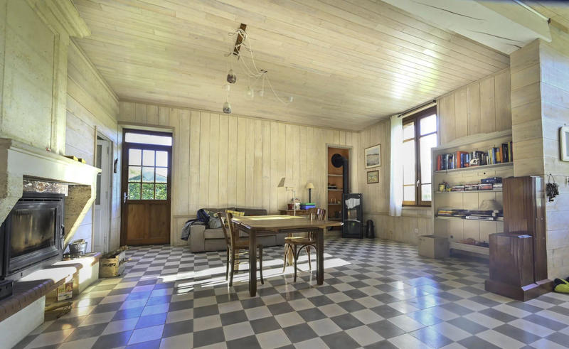 Maison - 145 m² - 7 pièces