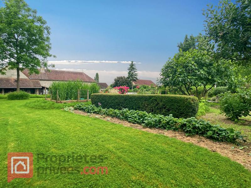 Maison - 204 m² - 7 pièces