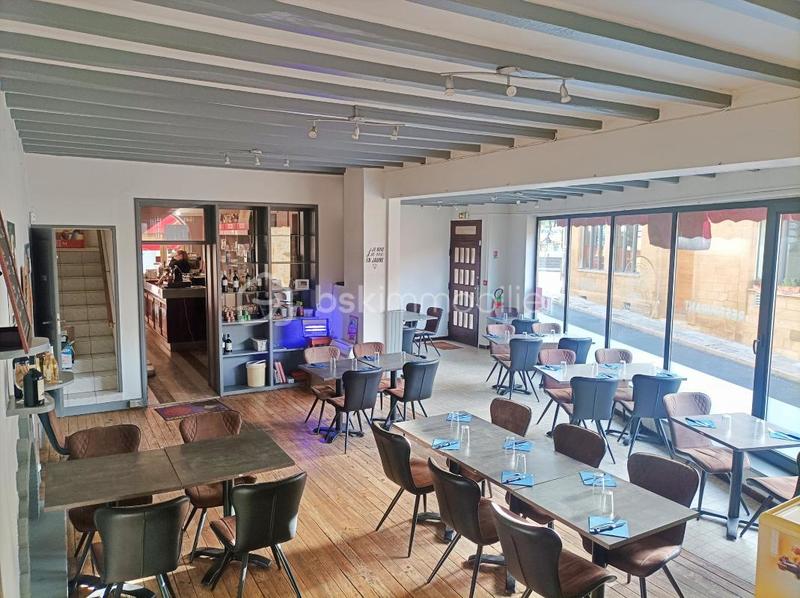 Immeuble - 266 m² - 14 pièces