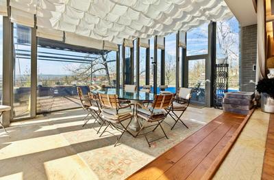 Maison - 464 m² - 14 pièces