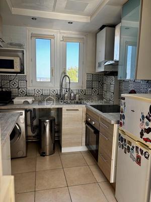 Appartement - 77 m² - 4 pièces