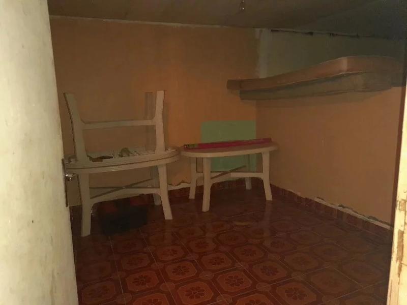 Entrepôt - 90 m² - 5 pièces