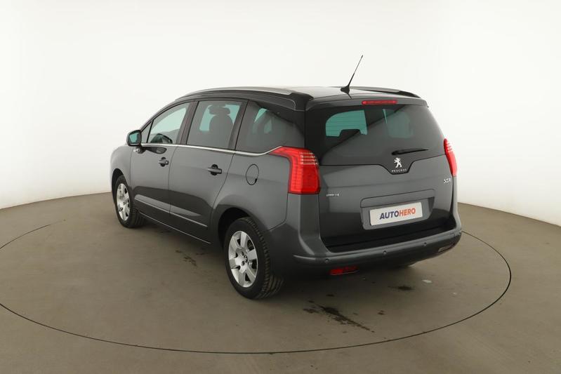 Peugeot 5008 1.6 Blue-HDi Style Eat6 7pl 120 ch