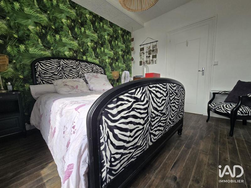 Maison - 176 m² - 8 pièces