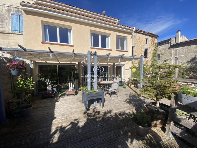 Maison - 136 m² - 3 pièces