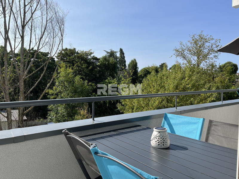 Appartement - 92 m² - 5 pièces