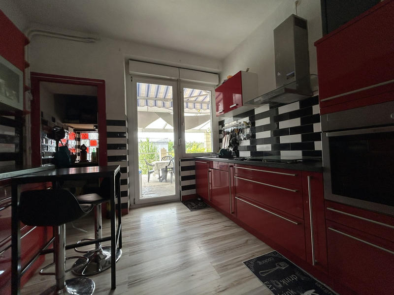 Maison - 130 m² - 6 pièces