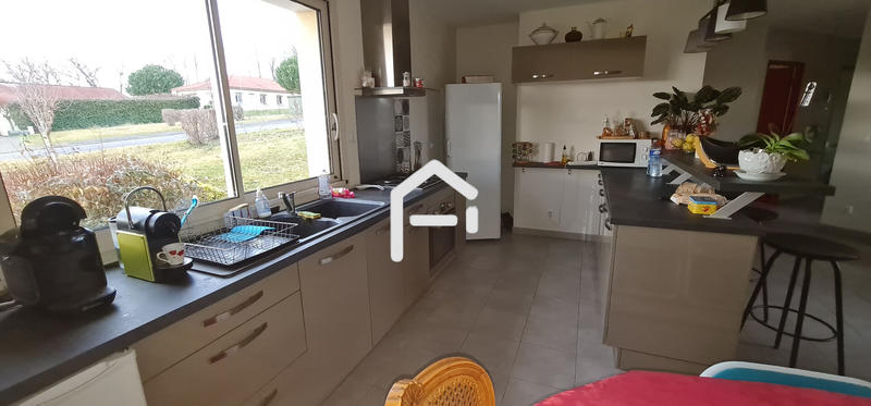 Maison - 104 m² - 5 pièces