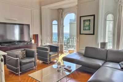 Appartement - 115 m² - 5 pièces