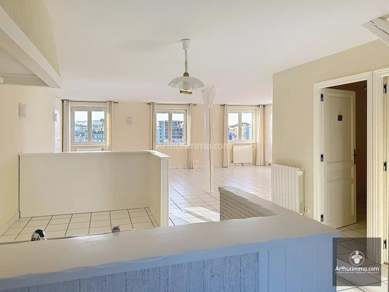 Appartement - 112 m² - 5 pièces