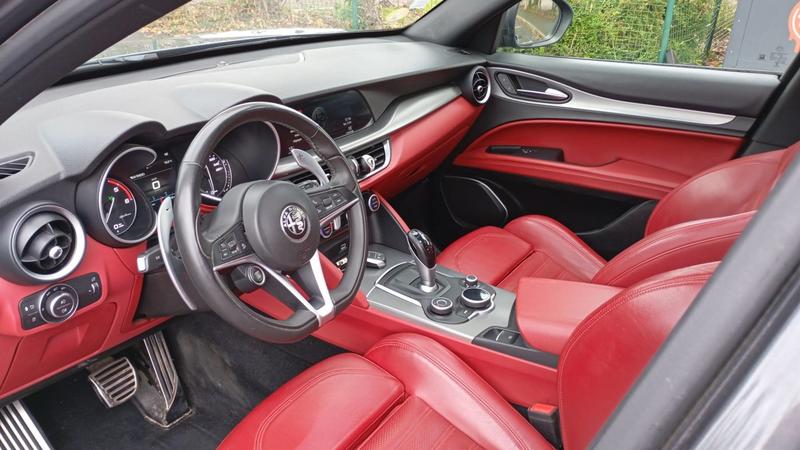 Alfa Romeo Stelvio 2.2 Jtd 210 Q4 At8 Super - Automatique Toit ouvrant