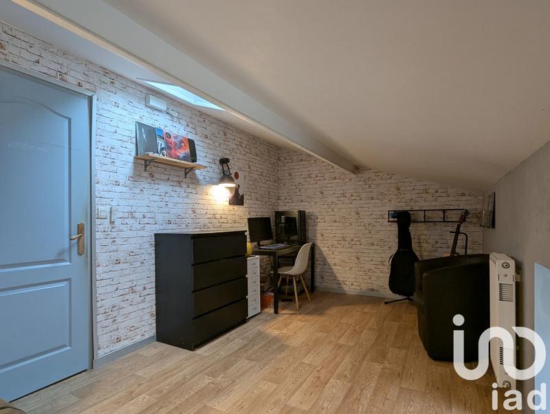 Maison - 194 m² - 8 pièces