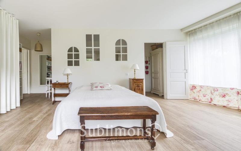 Longère - 258 m² - 8 pièces