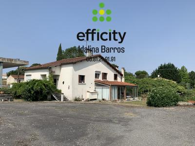 Maison - 138 m² - 6 pièces