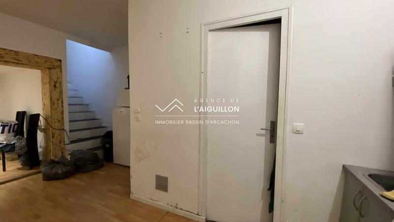 Local commercial - 76 m² - 4 pièces