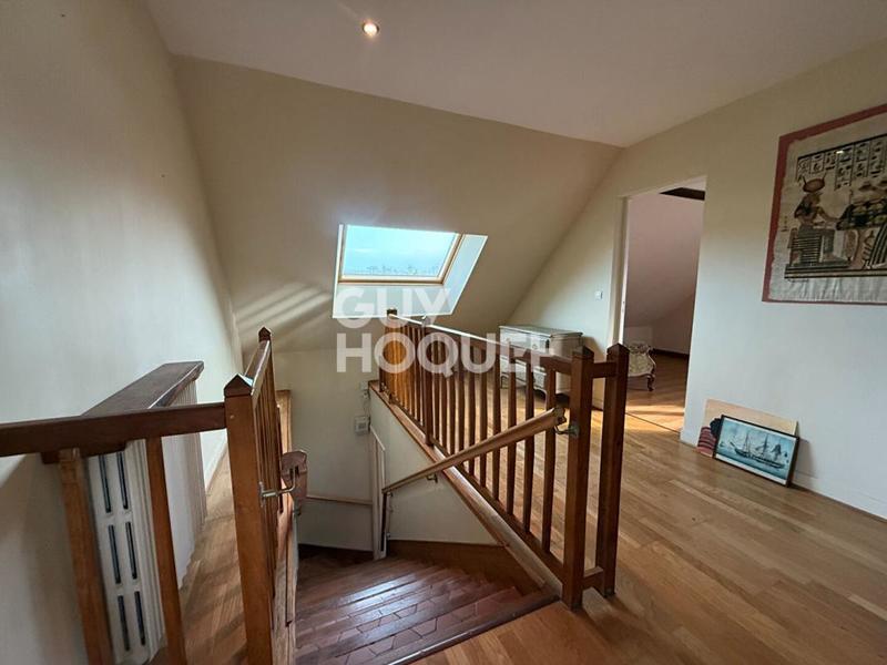 Pavillon - 167 m² - 5 pièces