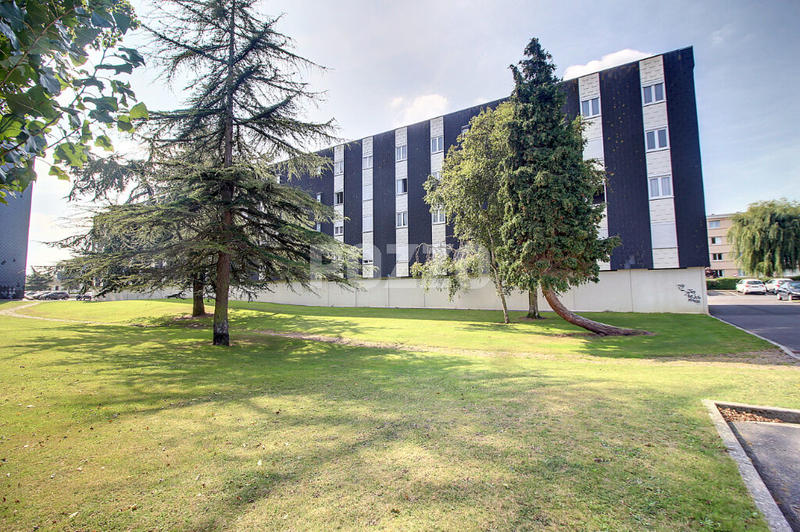 Appartement - 75 m² - 4 pièces