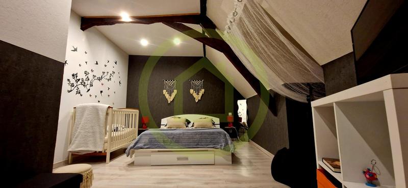 Maison - 140 m² - 7 pièces