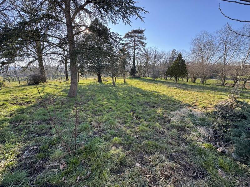 Maison - 265 m² - 9 pièces