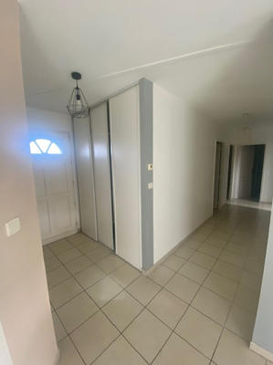 Maison - 96 m² - 4 pièces