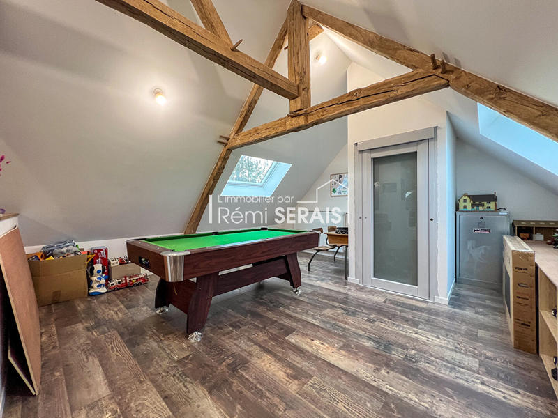 Maison - 232 m² - 6 pièces