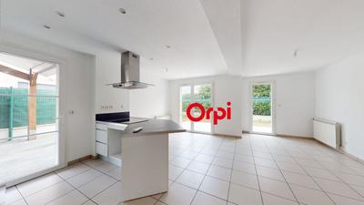 Maison - 102 m² - 5 pièces