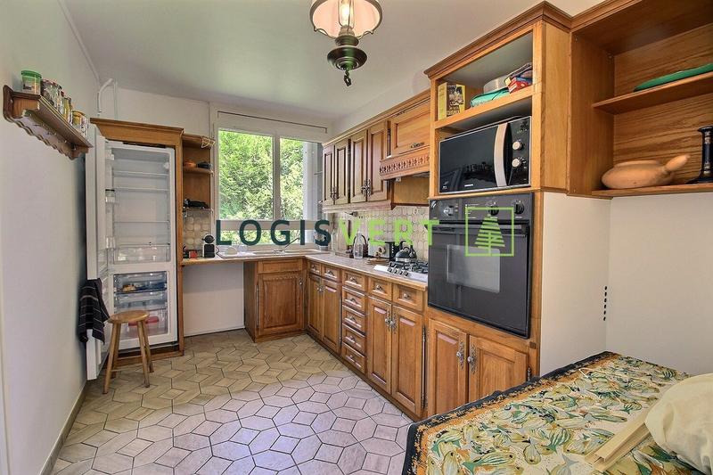 Maison - 205 m² - 10 pièces