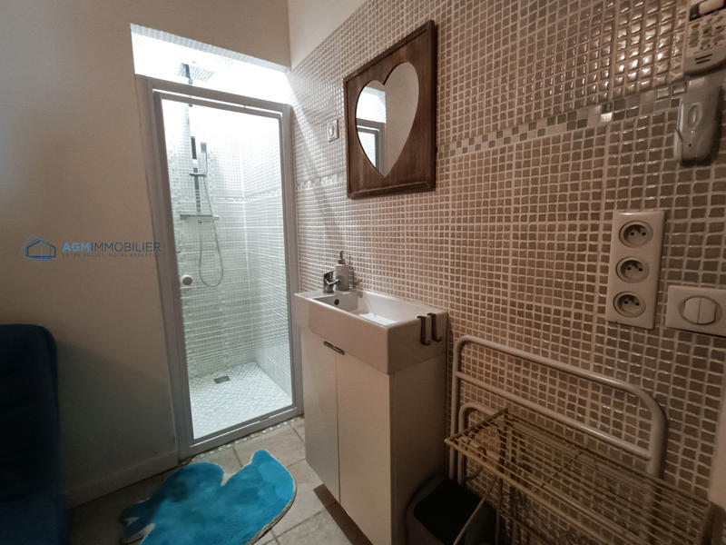 Propriété - 190 m² - 7 pièces