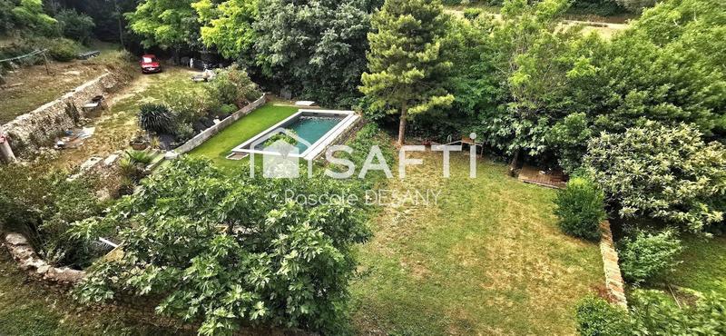 Maison - 245 m² - 12 pièces