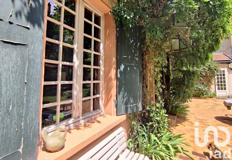 Maison - 186 m² - 8 pièces