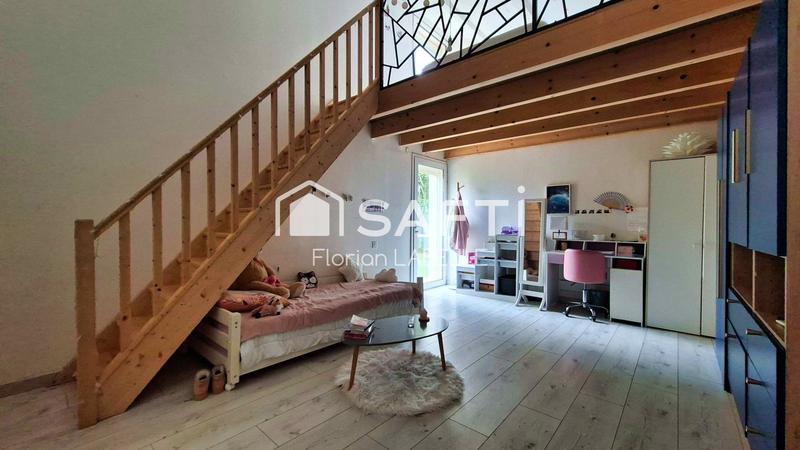 Maison - 320 m² - 6 pièces