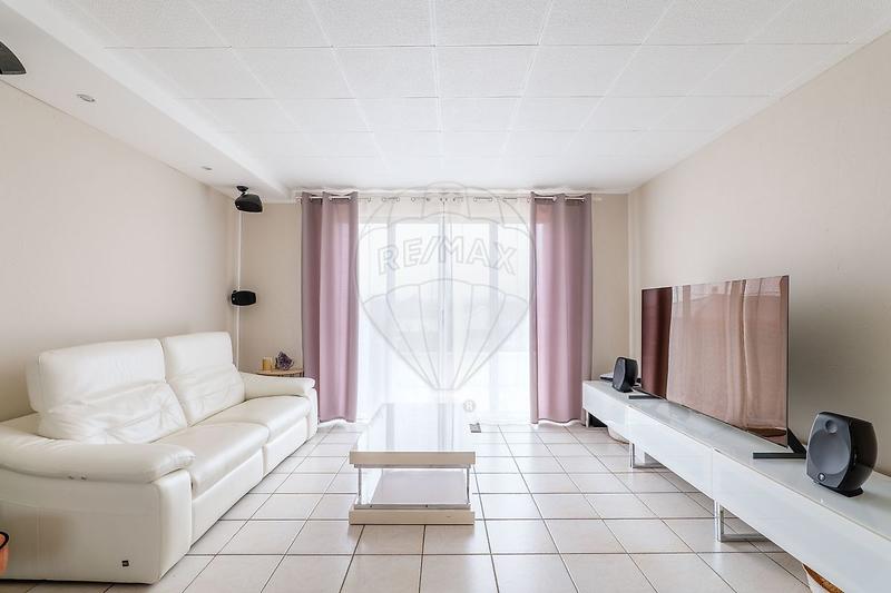 Maison - 118 m² - 9 pièces