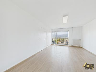 Appartement - 79 m² - 4 pièces