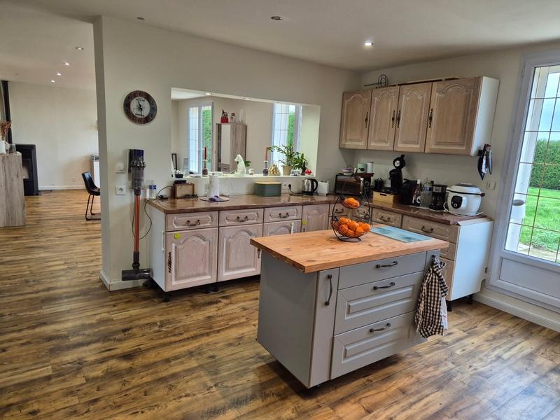 Pavillon - 168 m² - 7 pièces