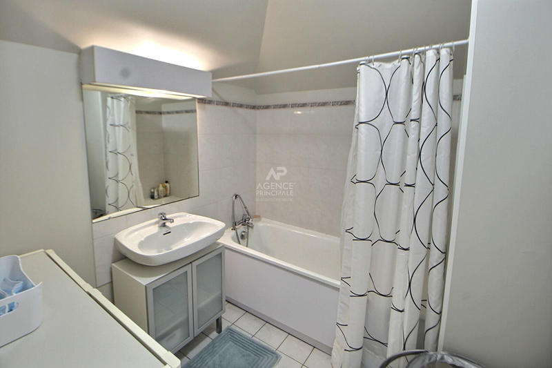 Maison - 185 m² - 7 pièces