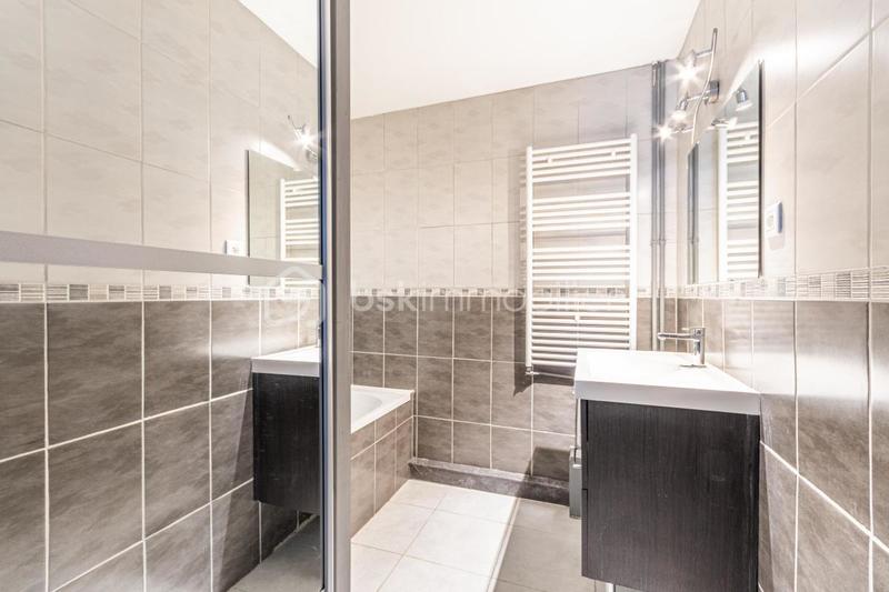 Appartement - 76 m² - 4 pièces