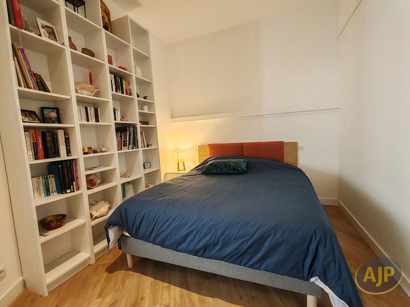 Appartement - 91 m² - 3 pièces