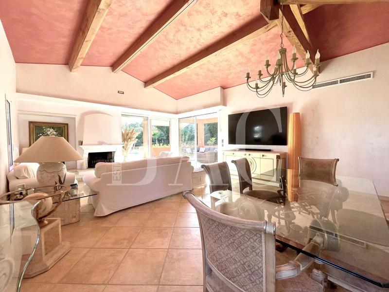 Villa - 140 m² - 5 pièces