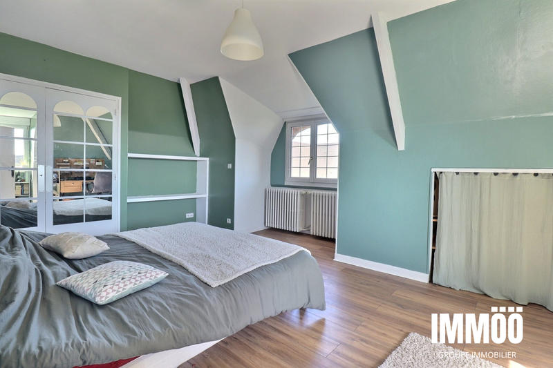 Maison - 190 m² - 6 pièces